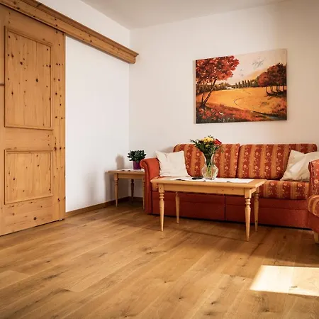 Foehrenhof فندق 2*