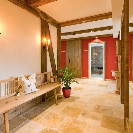 Foehrenhof فندق المو