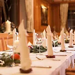 Hotel Foehrenhof 2*