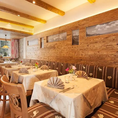 Foehrenhof Hotel 2*