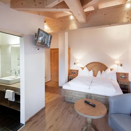Foehrenhof Hotel 2*